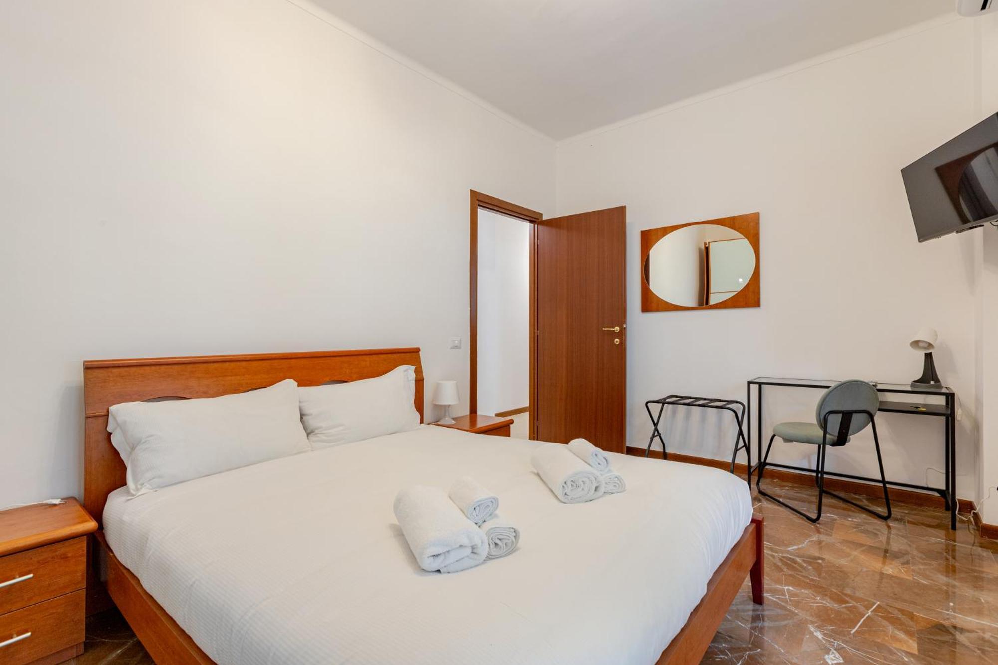 Six Comfort House - Style And Comfort